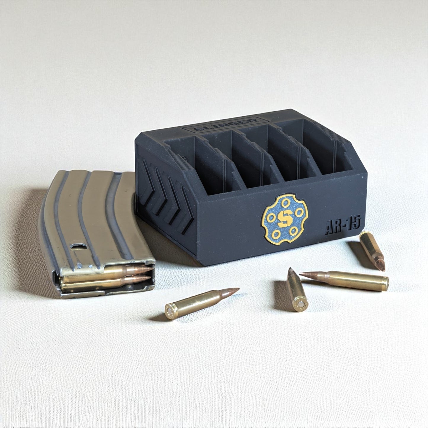 Uchwyt magnetyczny na magazynki AR-15
