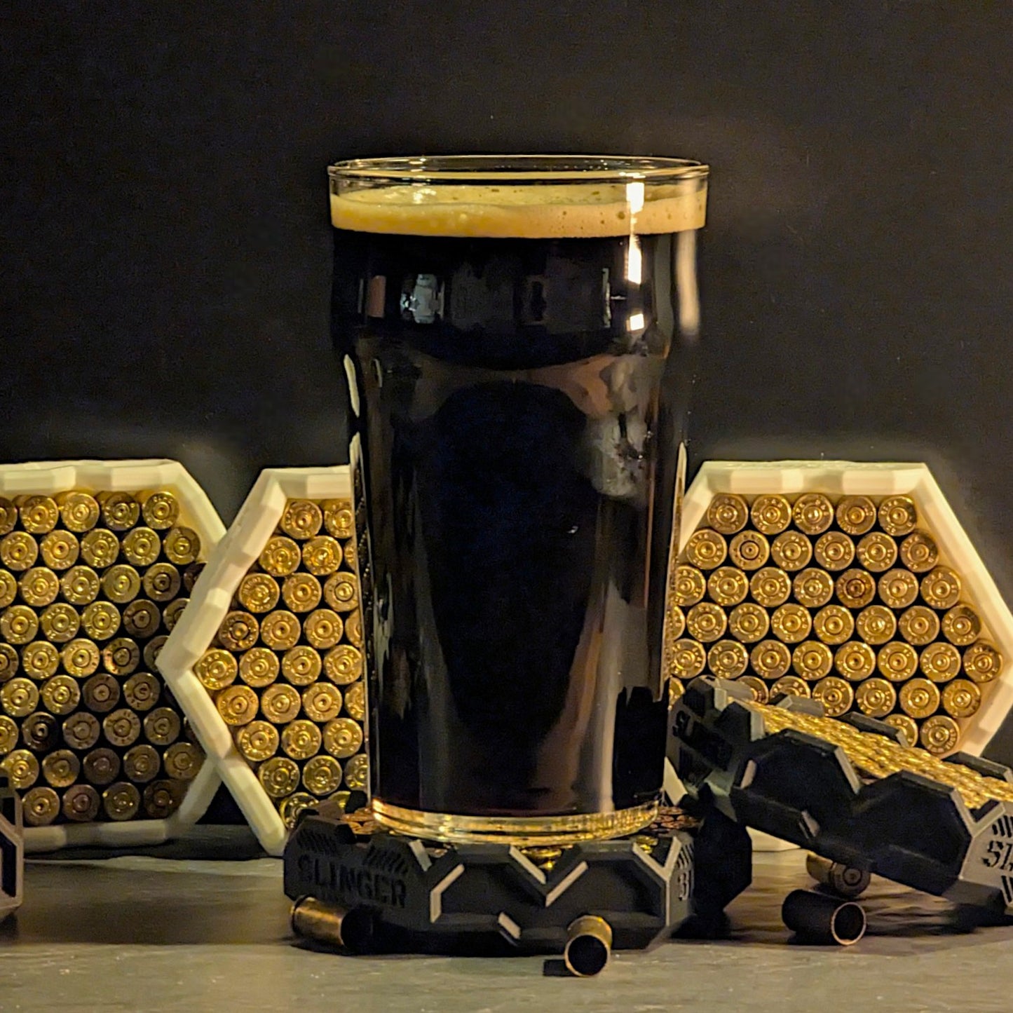 Podkładka na napoje z łusek 9mm – prezent dla strzelca, gracza i pasjonata militariów